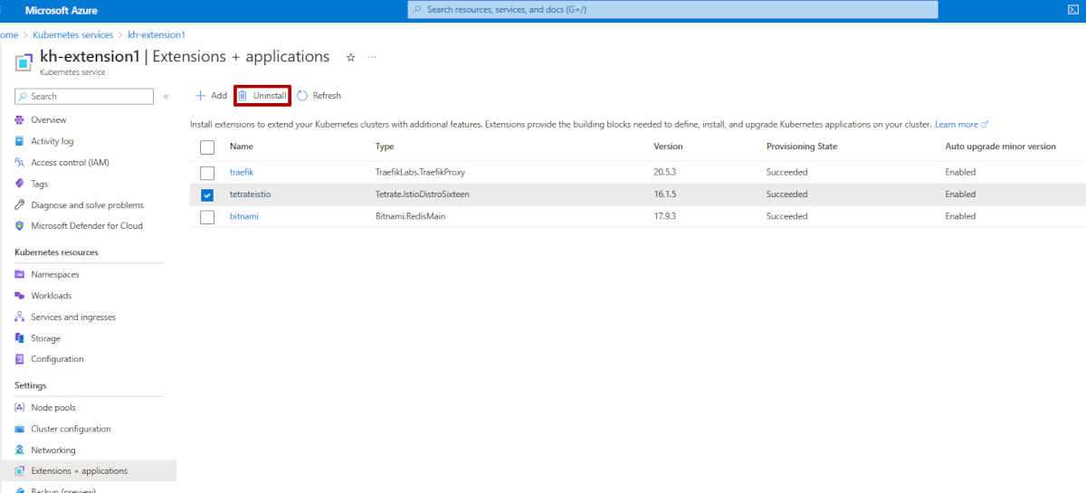 Zobrazí se stránka webu Azure Portal pro cluster A K S. Nasazené rozšíření je uvedené se zvýrazněným tlačítkem Odinstalovat.