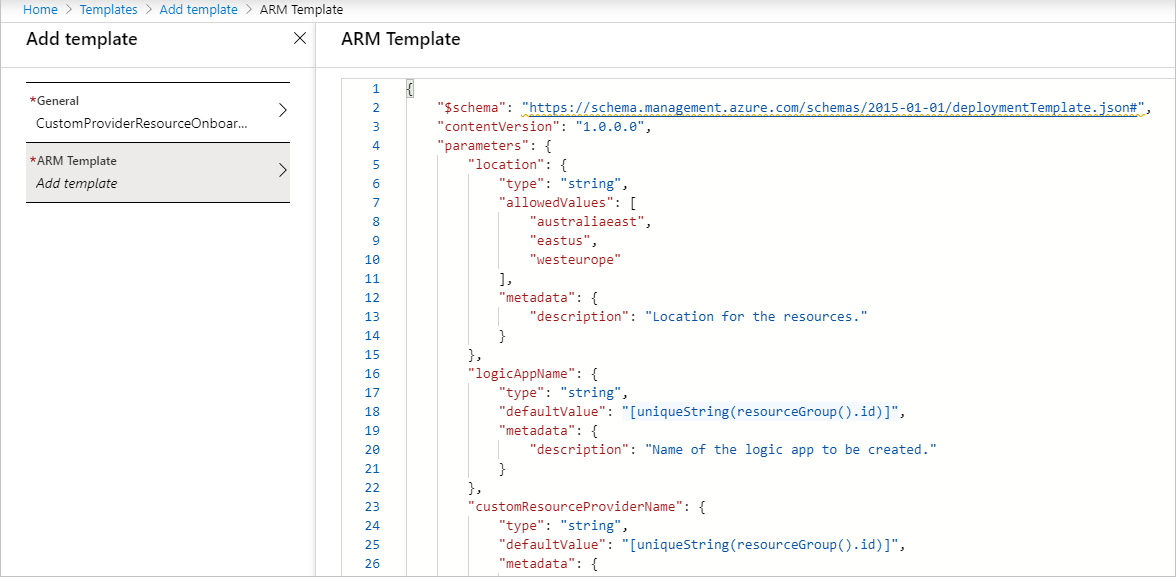 Snímek obrazovky s Azure Portal, kam uživatel vkládá šablonu JSON do oddílu Šablona ARM