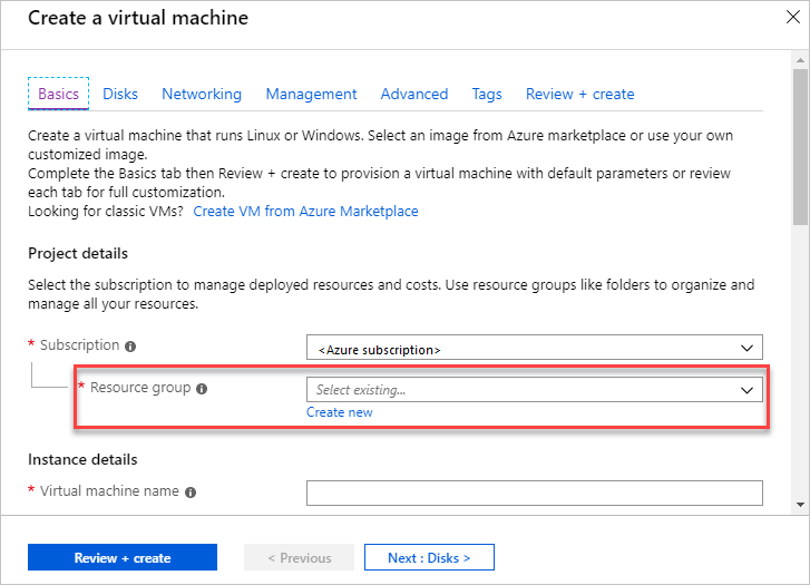 Snímek obrazovky s vytvořením virtuálního počítače s Linuxem a jeho nasazením do skupiny prostředků na webu Azure Portal