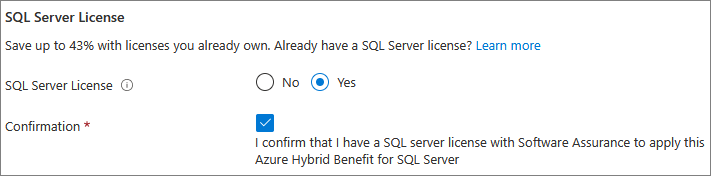 Snímek obrazovky z webu Azure Portal s možnostmi licence virtuálního počítače SQL