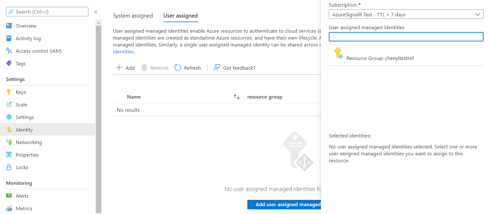 Snímek obrazovky znázorňující přidání identity přiřazené uživatelem na webu Azure Portal