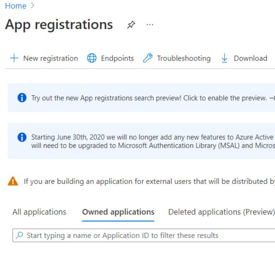 Snímek obrazovky znázorňující stránku registrace aplikací na webu Azure Portal