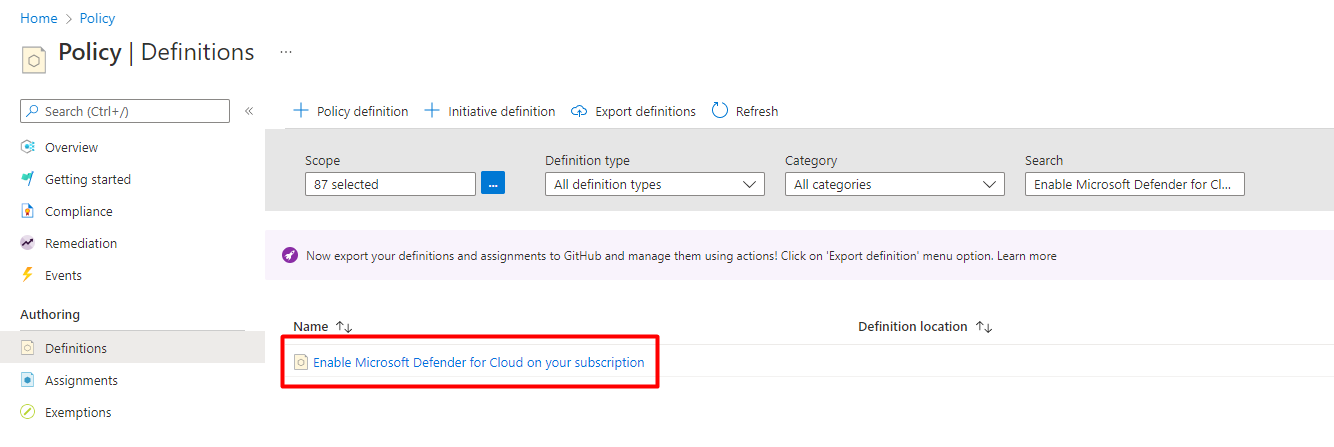 Snímek obrazovky znázorňující definici Azure Policy Enable Defender for Cloud ve vašem předplatném