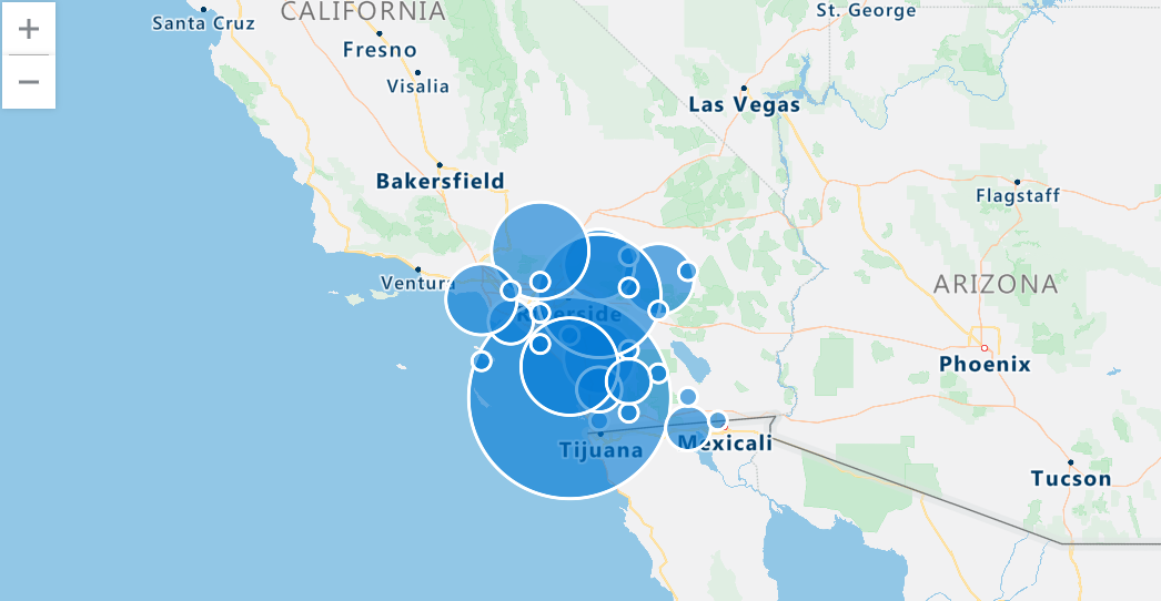 Snímek obrazovky webového uživatelského rozhraní Azure Data Exploreru zobrazující geoprostorovou mapu bouří jižní Kalifornie