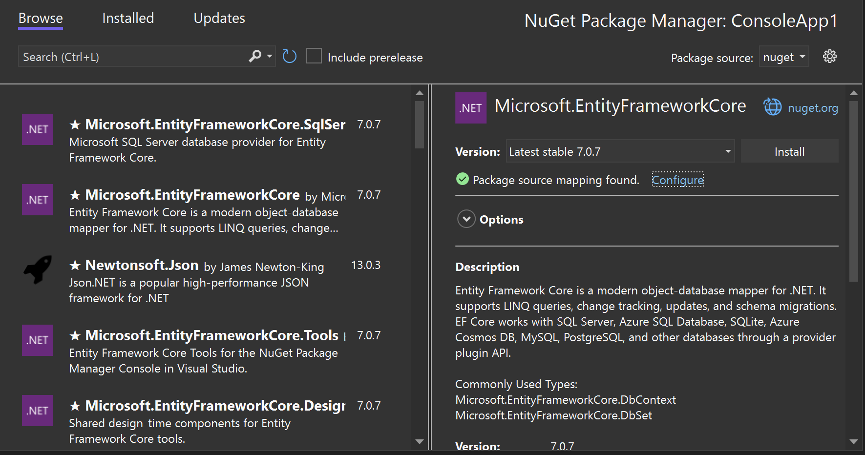 Okno NuGet Správce balíčků v sadě Visual Studio zobrazující vybraný balíček se stavem Mapování zdrojů balíčků nalezeným tlačítkem Konfigurovat.