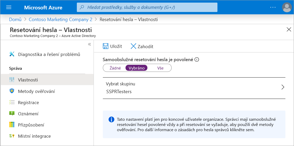 Snímek obrazovky s panelem vlastností pro resetování hesla s povolenou funkcí SSPR a nastavením vybrané skupiny na SSPRTesters