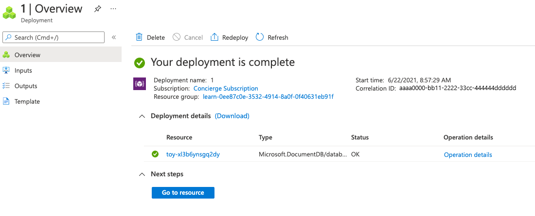 Snímek obrazovky s rozhraním webu Azure Portal pro konkrétní nasazení se třemi uvedenými prostředky Azure Cosmos DB