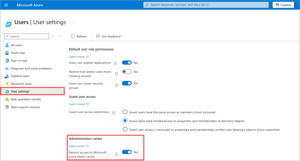 Snímek obrazovky webu Azure Portal, který zobrazuje možnost Omezit přístup k portálu pro správu Microsoft Entra nastavenou na Ano