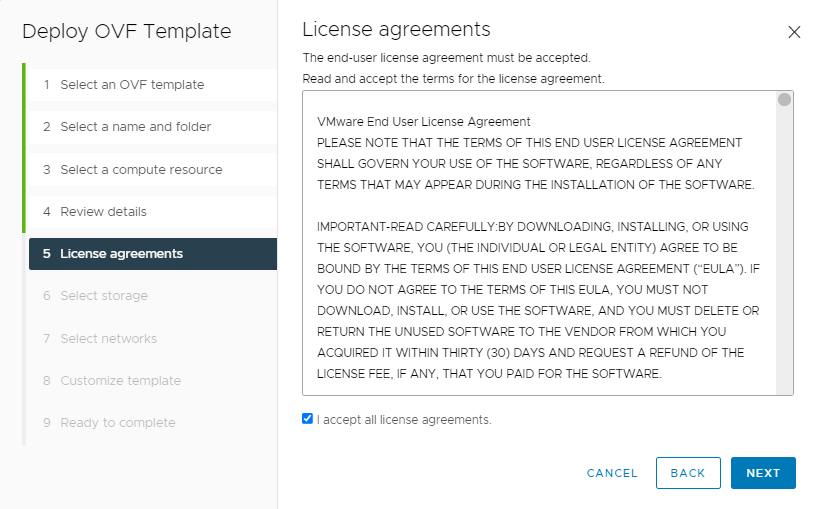 snímek obrazovky s přijetím všech licenčních smluv během místního nasazení konektoru VMware HCX