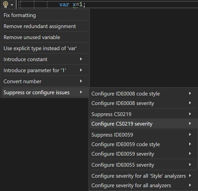 Snímek obrazovky, který ukazuje, jak nakonfigurovat závažnost pravidla z nabídky žárovky v sadě Visual Studio 2022