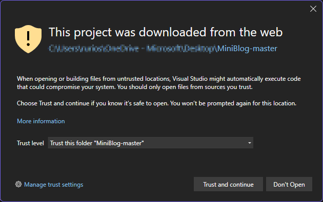 Dialogové okno důvěryhodnosti upozorňující na rizika zabezpečení při otevírání stažených položek z webu v sadě Visual Studio