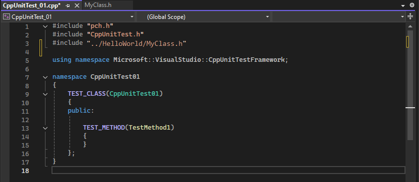 Snímek obrazovky ukazuje zástupnou třídu a zástupnou metodu použití maker TEST_CLASS a TEST_METHOD v sadě Visual Studio 2022.