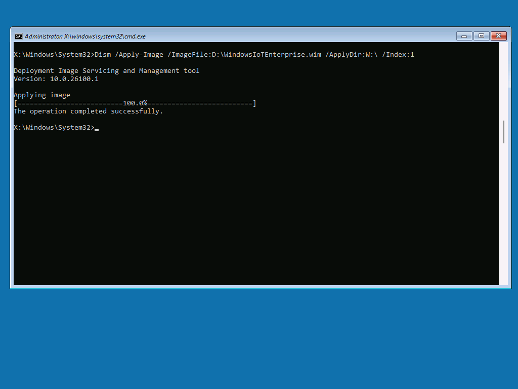 Screenshot that shows the success apply of the image using dism