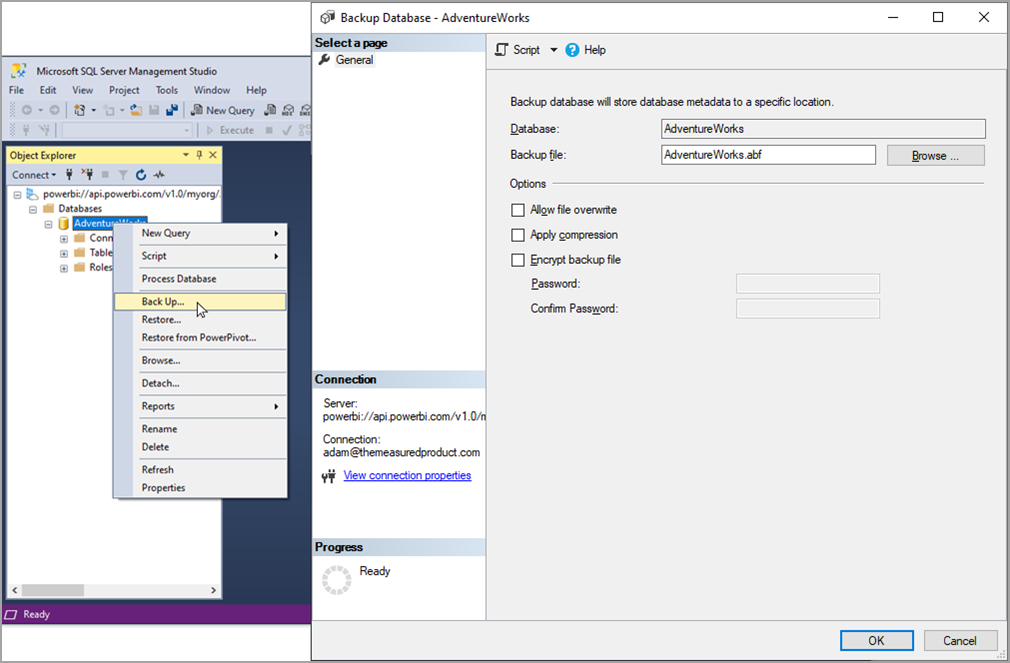 Skærmbillede af SSMS-vinduet. Sikkerhedskopi er valgt i menuen databaser. Dialogboksen til sikkerhedskopiering af database er åben. OK er valgt.