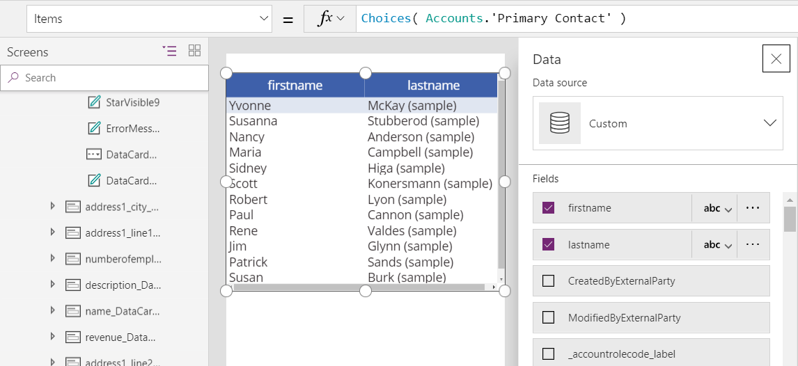 En lærredsskærm med et datatabelkontrolelement. Egenskaben Items er indstillet til formlen Choices( Accounts.'Primary Contact' ), og tabellen viser kolonnerne med fornavn og efternavn for det første sæt af poster fra tabellen Kontakter.