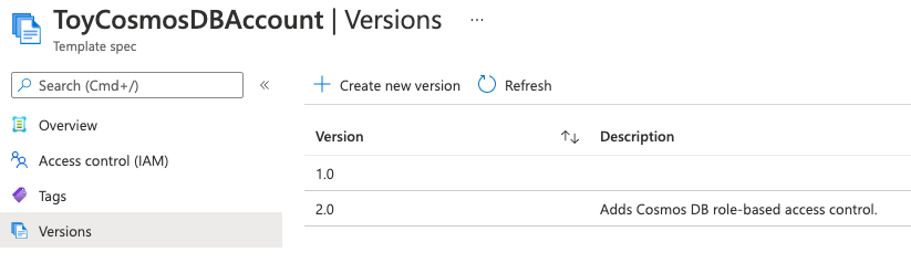 Skærmbillede af Azure Portal-grænsefladen for skabelonspecifikationen, der viser listen over versioner som 1.0 og 2.0.