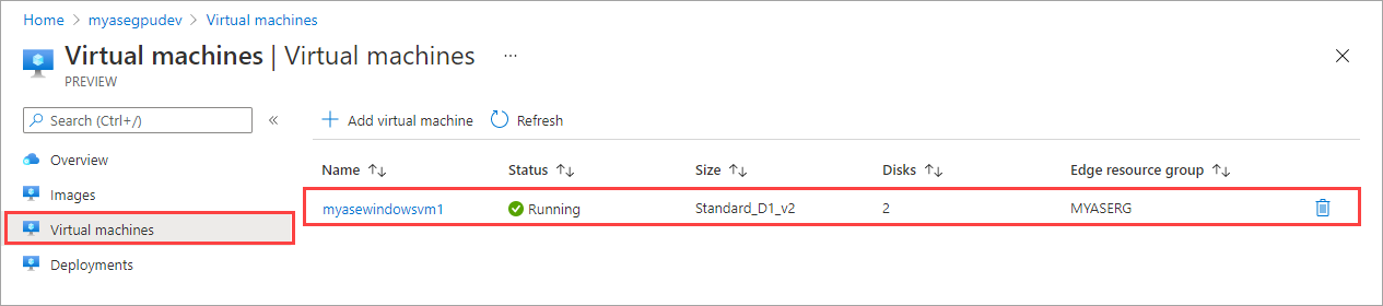 Screenshot: Bereich „Virtuelle Computer“ eines Azure Stack Edge-Geräts. Die Bezeichnung „Virtuelle Computer“ und ein VM-Eintrag sind hervorgehoben.