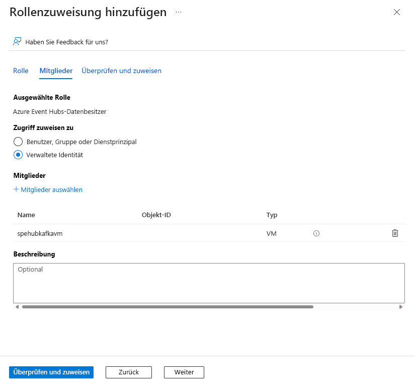 Screenshot der Seite „Rollenzuweisungen hinzufügen“ mit einer Rolle, die der verwalteten Identität der VM zugewiesen ist