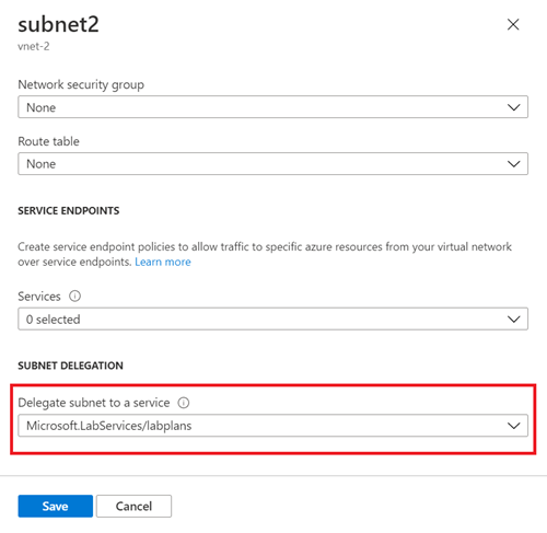 Screenshot der Seite „Subnetzeigenschaften“ im Azure-Portal, in dem das Subnetz „Delegieren“ auf eine Diensteinstellung hervorgehoben wird.