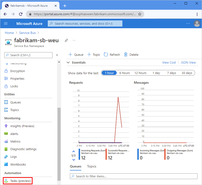 Screenshot: Azure-Portal und Menü des Azure Service Bus-Namespace mit ausgewählter Option „Aufgaben (Vorschau)“.