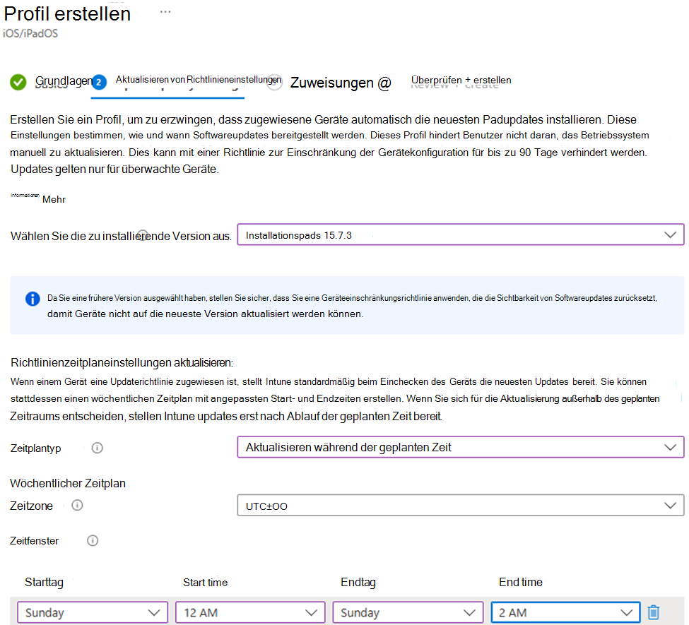 Screenshot: Spezifische Version zum Installieren und Installieren der Updates sonntags für iOS-/iPadOS-Geräte im Microsoft Intune Admin Center