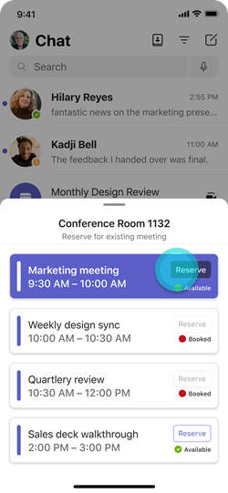 Mobile Teams-App mit angezeigten Besprechungen des Benutzers und Schaltflächen zum Reservieren des Raums, falls sie kostenlos sind.