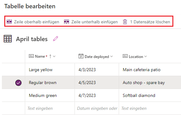 Screenshot einer ausgewählten und bereits eingegebenen Tabellenzeile mit den neuen markierten Optionen Zeile oben einfügen, Zeile unten einfügen und Datensatz löschen. 