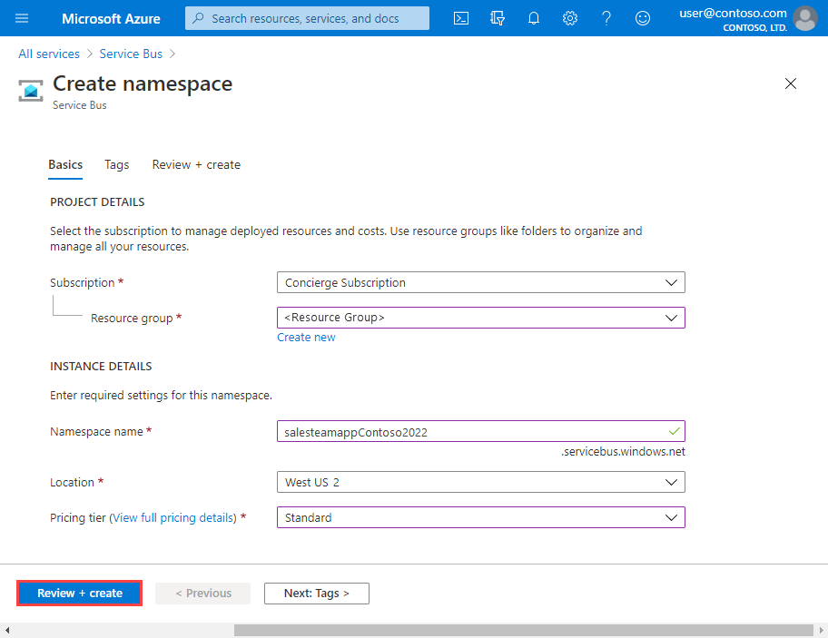 Screenshot: Der Bereich „Namespace erstellen“, in dem angezeigt wird, dass die Überprüfung erfolgreich war und in dem die Schaltfläche „Überprüfen und erstellen“ hervorgehoben ist.