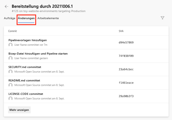 Screenshot: Azure Pipelines mit den Bereitstellungsdetails der Produktionsumgebung und einer Liste von Commits