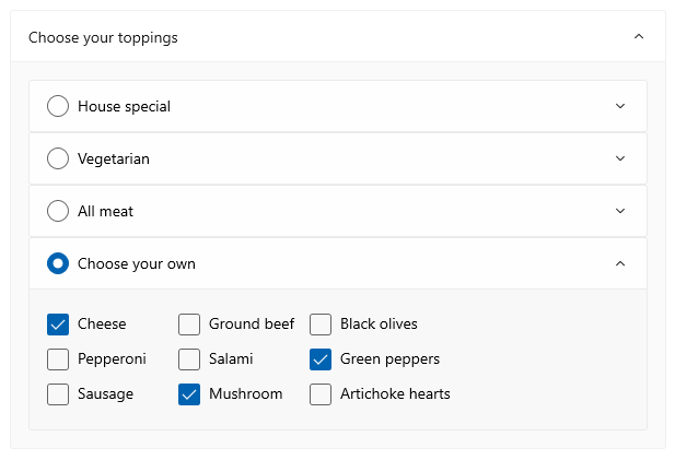 Ein geöffneter Expander mit vier darin verschachtelten Expander-Steuerelementen. Jedes der verschachtelten Expander-Steuerelemente verfügt über ein Optionsfeld und Text in der Kopfzeile.