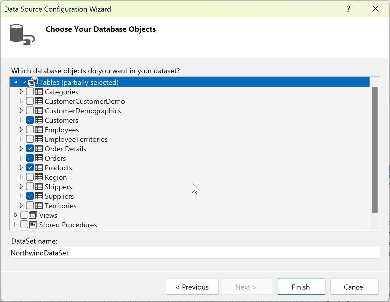 Screenshot that shows how to choose your database objects.