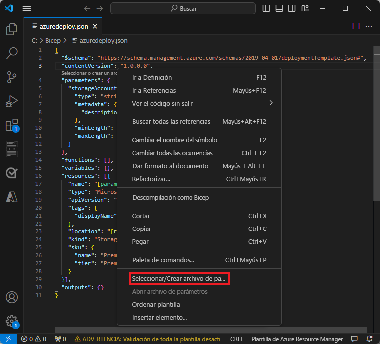 Captura de pantalla que muestra el proceso de hacer clic con el botón derecho para crear un archivo de parámetros a partir de una plantilla de Resource Manager.