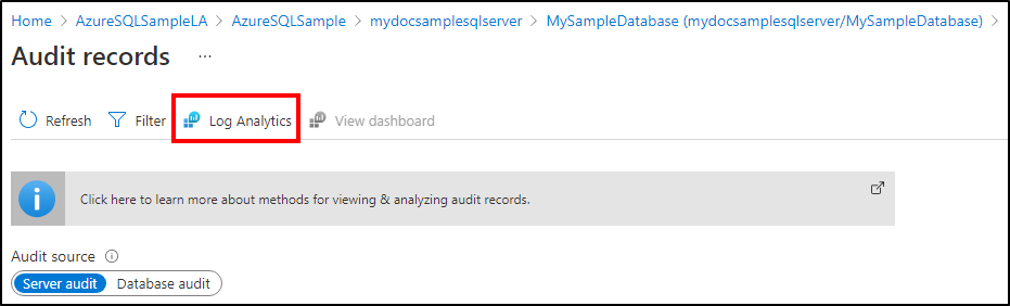 Captura de pantalla de la selección de Log Analytics en el menú Registros de auditoría de Azure Portal.