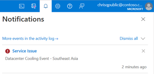 Captura de pantalla de una notificación de Azure Portal sobre un problema del servicio de Azure SQL Managed Instance.