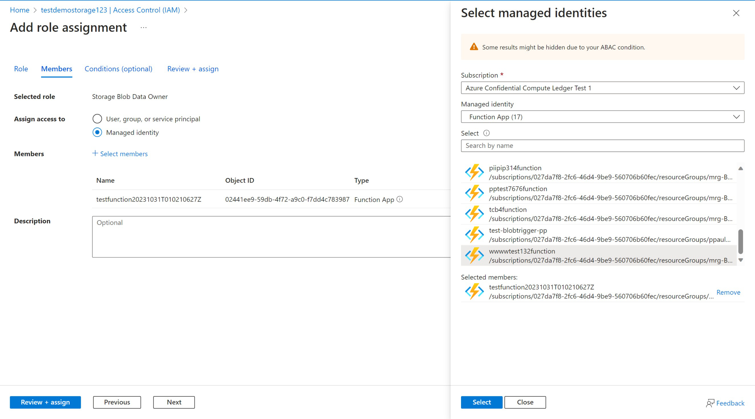 Captura de pantalla de Azure Portal en un explorador web que muestra cómo configurar una identidad administrada para la aplicación administrada.