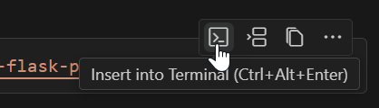 Captura de pantalla que muestra un menú emergente con una opción para insertar un comando con barrera de código en el terminal de Visual Studio Code.