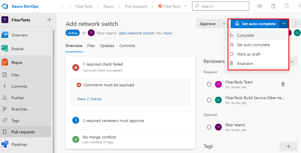 Captura de pantalla de las opciones de resolución de solicitud de incorporación de cambios en una solicitud de incorporación de cambios de Azure Repos.