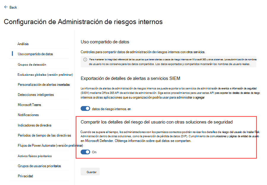 Resaltar la configuración en el portal de Microsoft Purview necesaria para que las alertas de riesgo interno se muestren en Defender XDR.