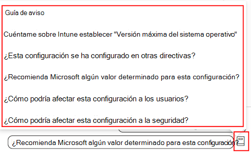 Recorte de pantalla que muestra la guía del símbolo del sistema de Copilot al agregar una configuración en una directiva de cumplimiento en Microsoft Intune y el Centro de administración de Intune.