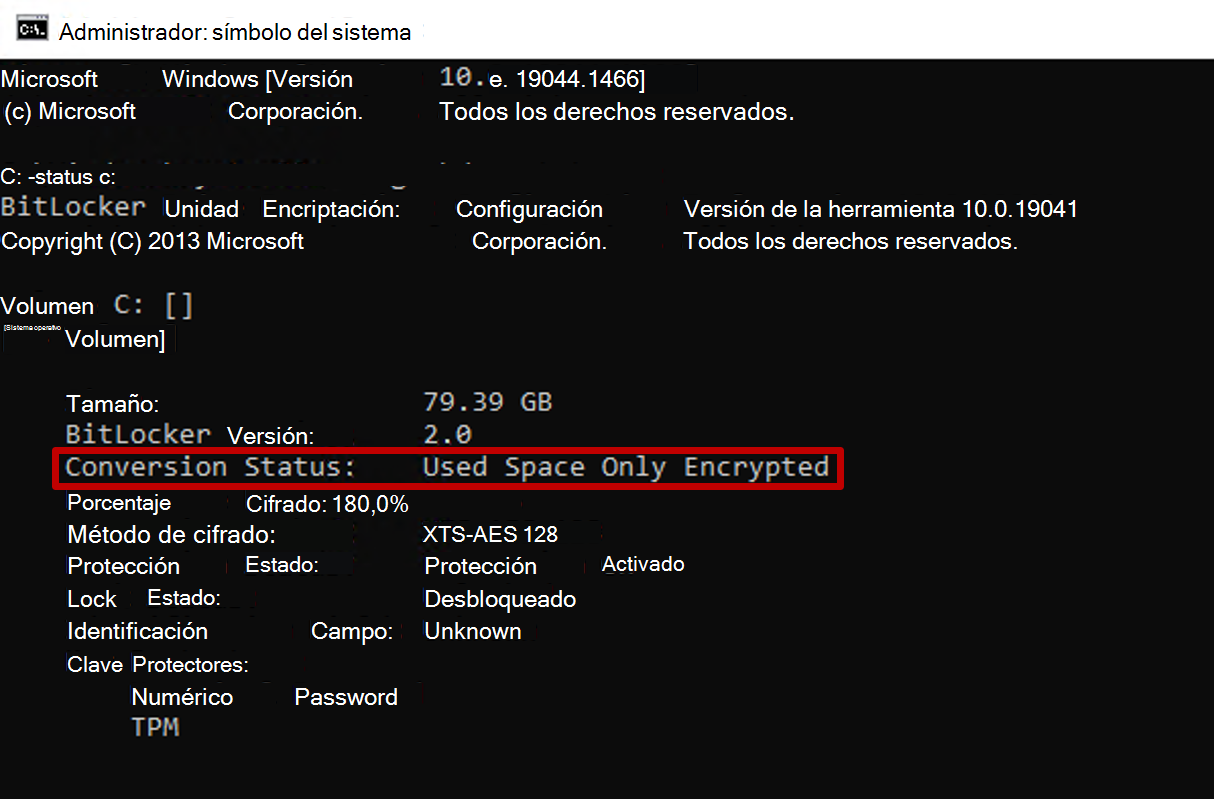 Captura de pantalla del símbolo del sistema administrativo que muestra la salida de manage-bde con el estado de conversión que refleja totalmente cifrado.