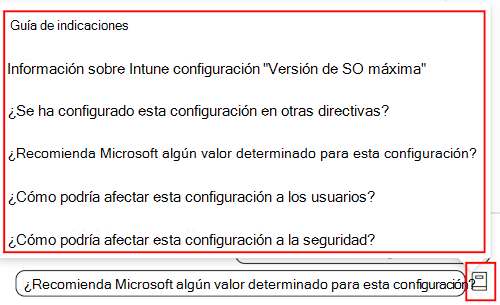 Recorte de pantalla que muestra la guía del símbolo del sistema de Copilot al agregar una configuración en una directiva de cumplimiento en Microsoft Intune y el Centro de administración de Intune.