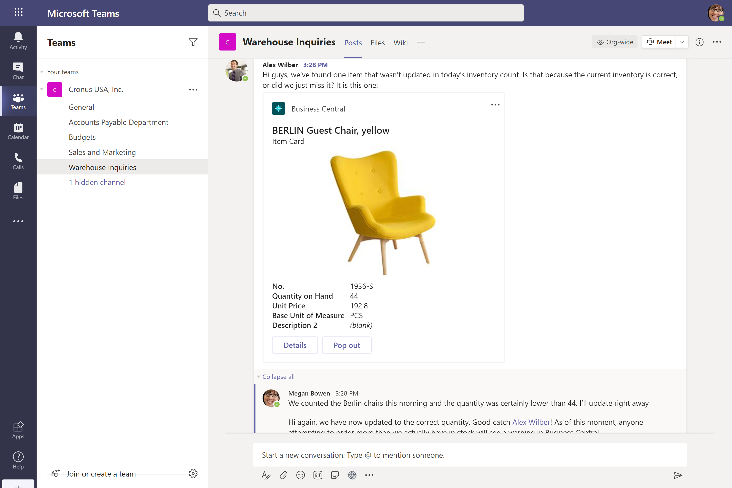 Conversación entre compañeros de trabajo en Microsoft Teams con los datos empresariales como tema de conversación