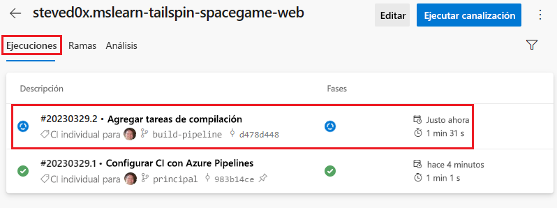 Captura de pantalla de Azure Pipelines en la que se muestra el historial de ejecución, incluida la rama que ha insertado recientemente en GitHub.