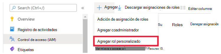 Captura de pantalla que muestra la selección del menú para añadir un rol personalizado.