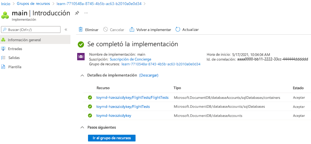 Captura de pantalla de la interfaz de Azure Portal de la implementación específica, con tres recursos de Cosmos DB enumerados.