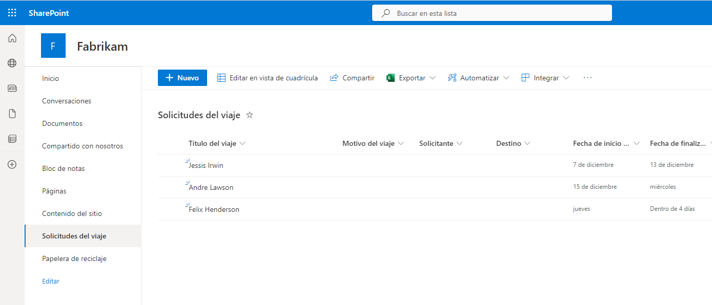 Captura de pantalla de una lista de solicitudes de vacaciones en SharePoint.