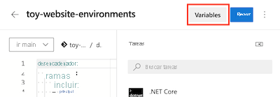 Captura de pantalla de la interfaz de Azure DevOps en la que se muestra la canalización y el botón Variables.