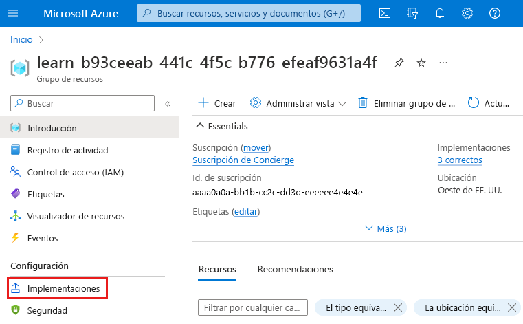 Captura de pantalla de Azure Portal que muestra el grupo de recursos, con el elemento de menú Implementaciones resaltado.