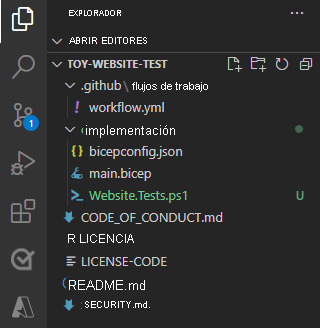 Captura de pantalla del explorador de Visual Studio Code, en el que se muestran la carpeta de implementación y el archivo de prueba.