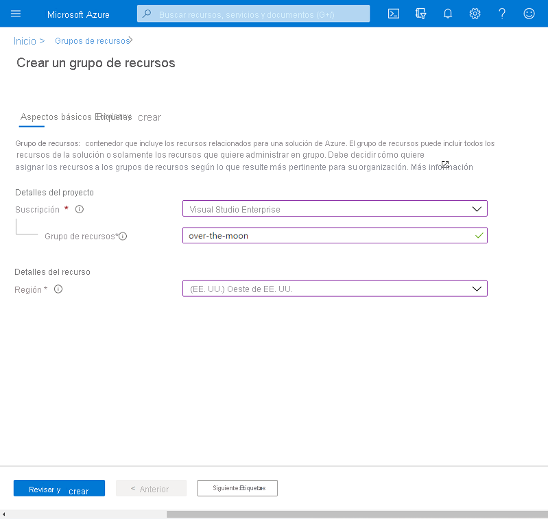 Captura de pantalla en la que se muestra la creación de un grupo de recursos en Azure.